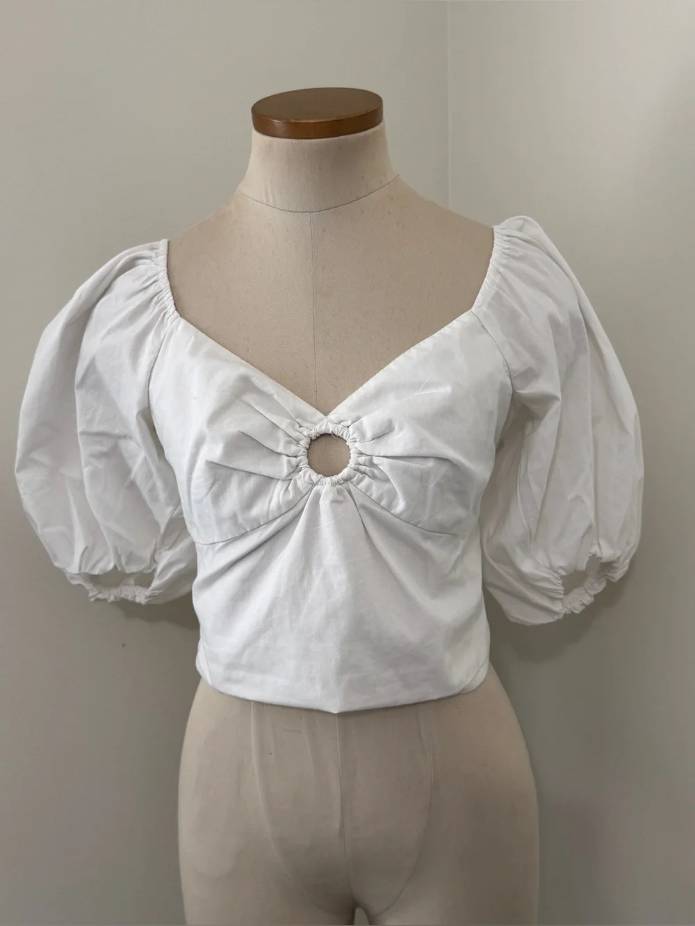 Abercrombie & Fitch Small LOT of‎ Two Cropped Puff Sleeve Peasant Tops
